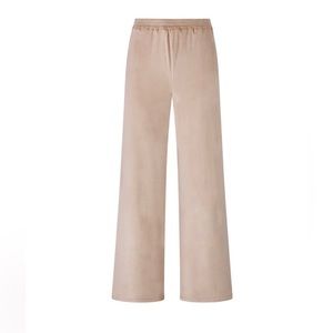 Skims Velour straight leg pant in color honey